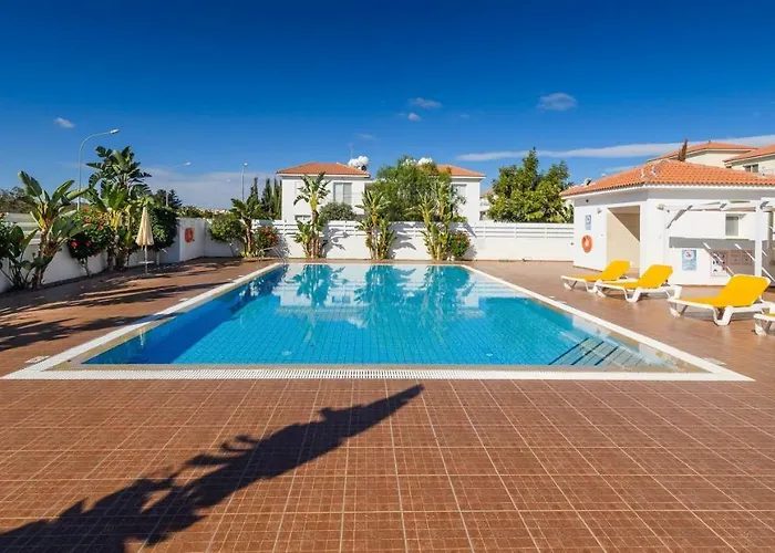 Mythical Sands Apartamento Protaras