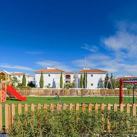 Mythical Sands Apartament *